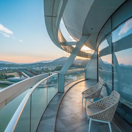 Sheraton Huzhou Taihu Lake Hot Spring Resort & Spa Dış mekan fotoğraf